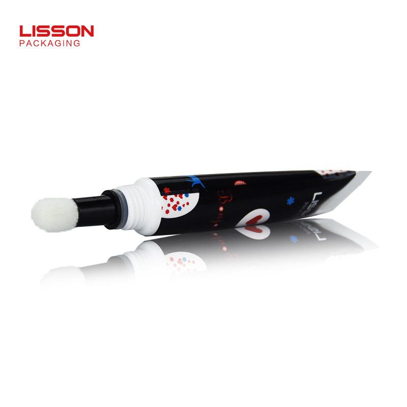 Cosmetic makeup packaging