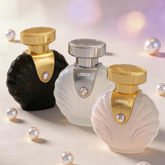 زجاجة عطر زجاجية بملمس الصدف مع لؤلؤة